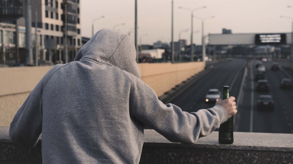 Utensilien im Zusammenhang mit dem Konsum von Alkohol